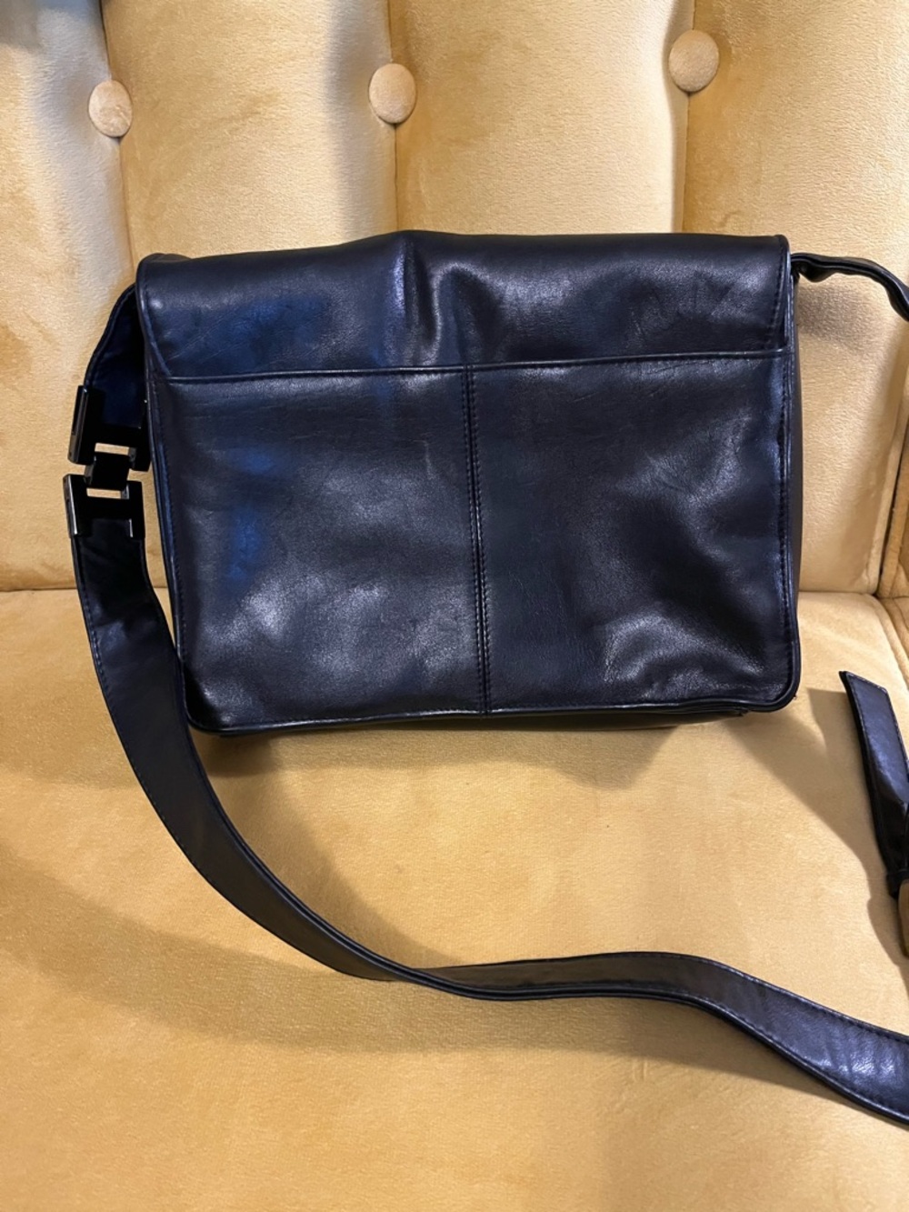 Worthington - Black Leather Classic Crossbody